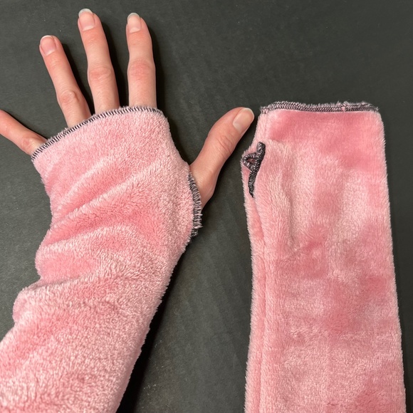 Fleece Fingerless Gloves Pink Fuzzy Arm Warmers Long Driving Covers Fur Warm Y2k - Picture 3 of 6